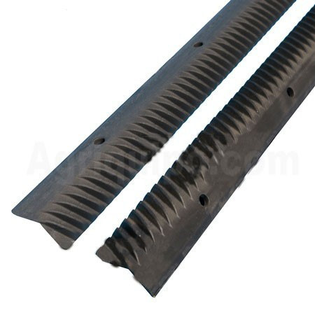 Par De Barras Raspadoras Izq/Dcha L. 1555 mm - 6 Agujeros Redondos En El Lado Dentado Para Cosechadora